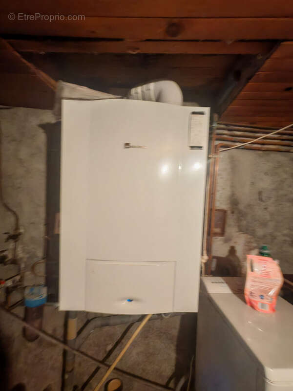 Maison à CHALLES-LES-EAUX