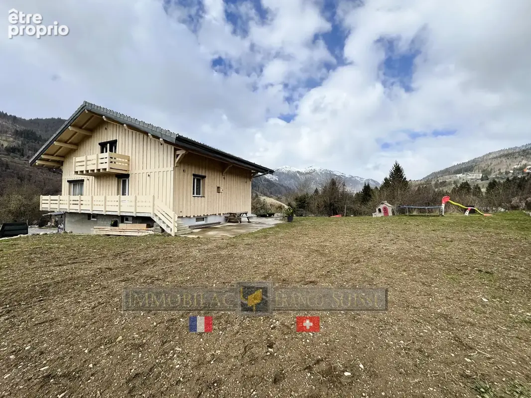 Maison à ONNION