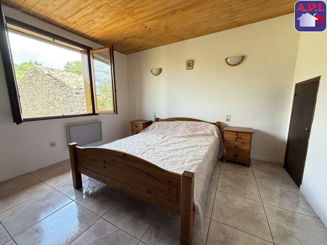 Maison 86 m² à Puivert  - photo 6