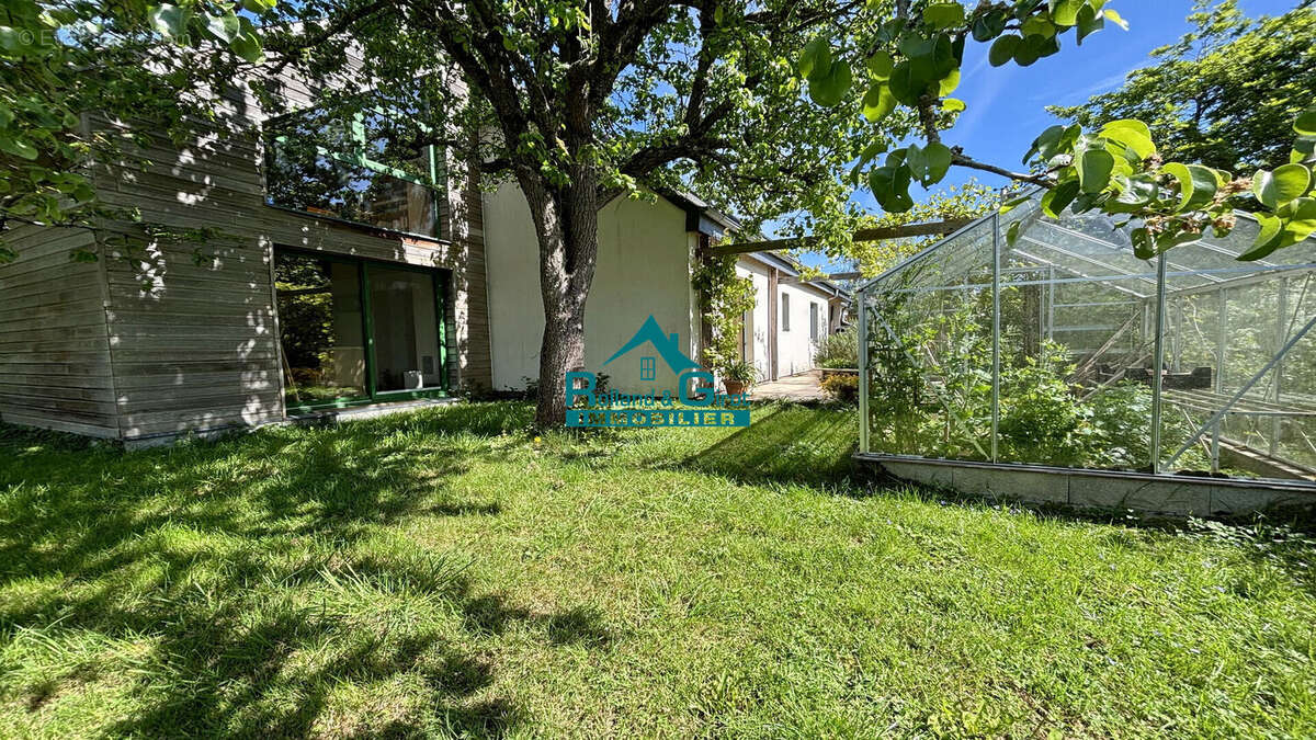 Maison Saint Sulpice La Foret, 142 M² - photo 5