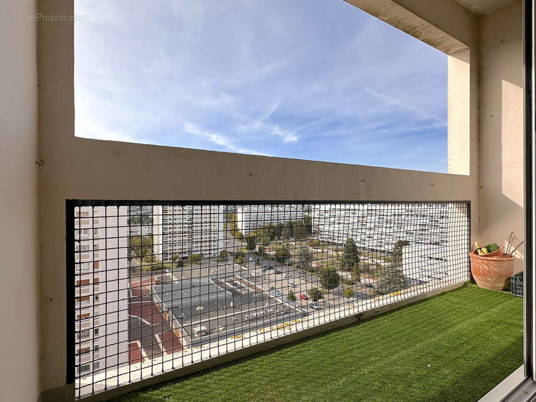 Appartement T4 de 88 m2, 3 chambres, loggia et parking - photo 5