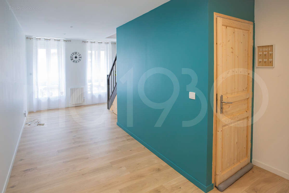 Un triplex avec terrasse en plein centre! - photo 2