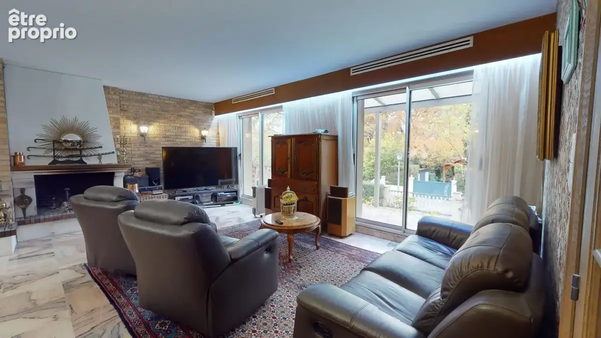 Maison 330 m² à Sucy-En-Brie  - photo 5