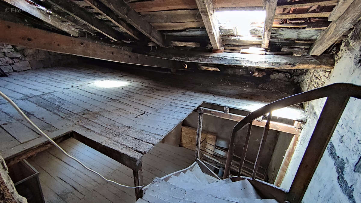 Maison à BAGAT-EN-QUERCY