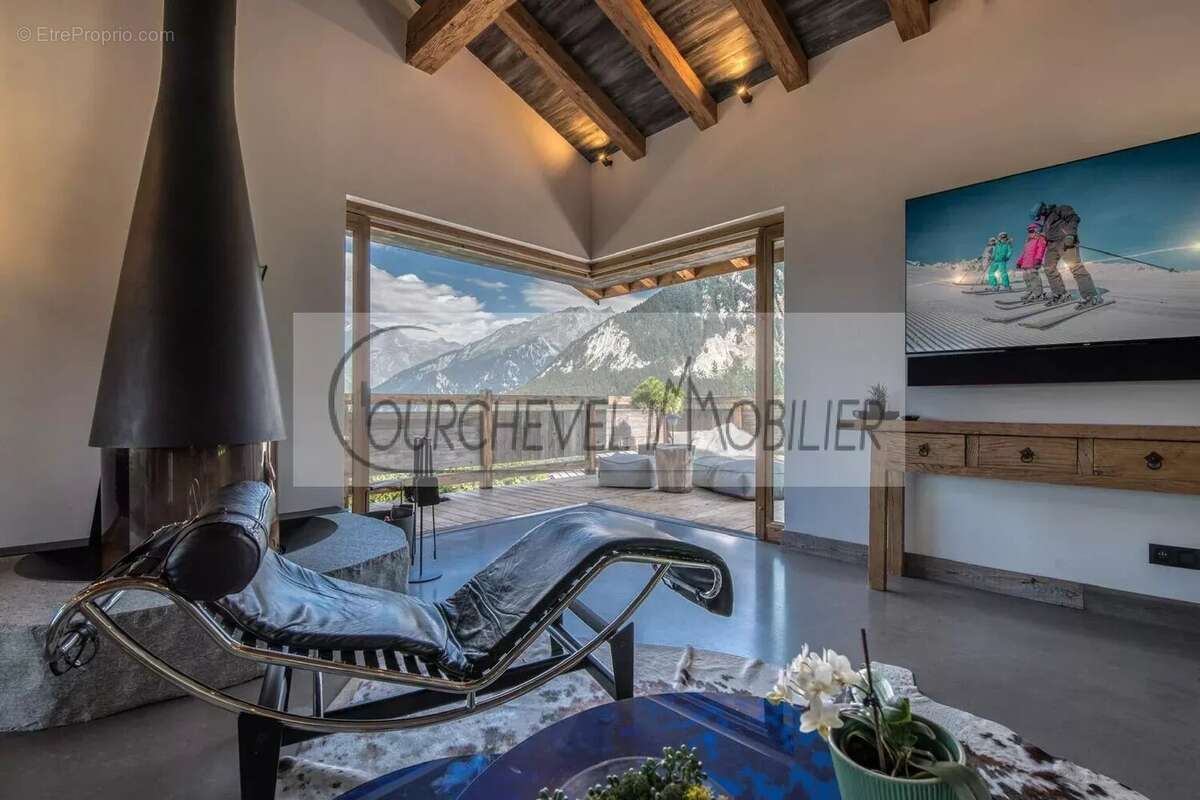 Maison à LA PERRIERE