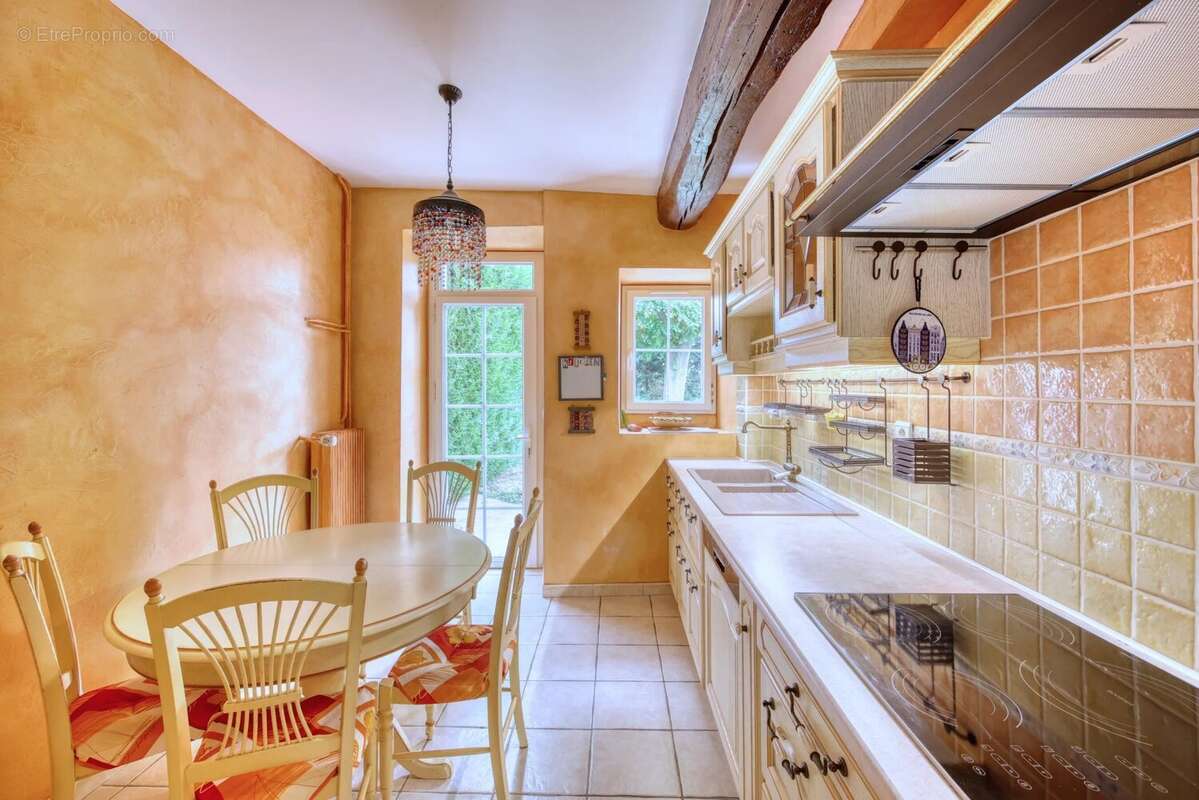 Maison à PLAISIR