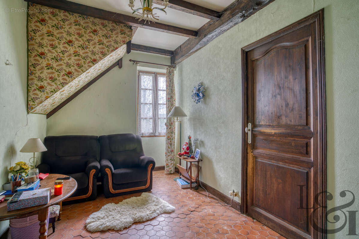 Maison à HAUTEFAGE-LA-TOUR