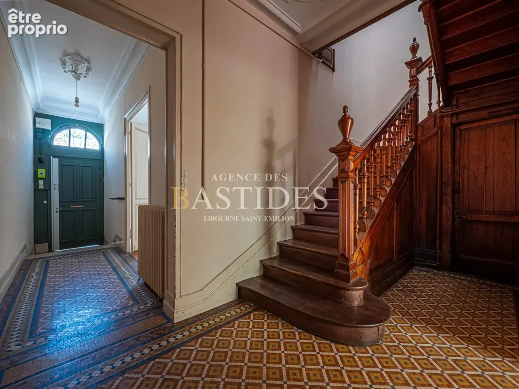 Maison de ville - Libourne Bastide 4 chambres et jardin paysagé - photo 2