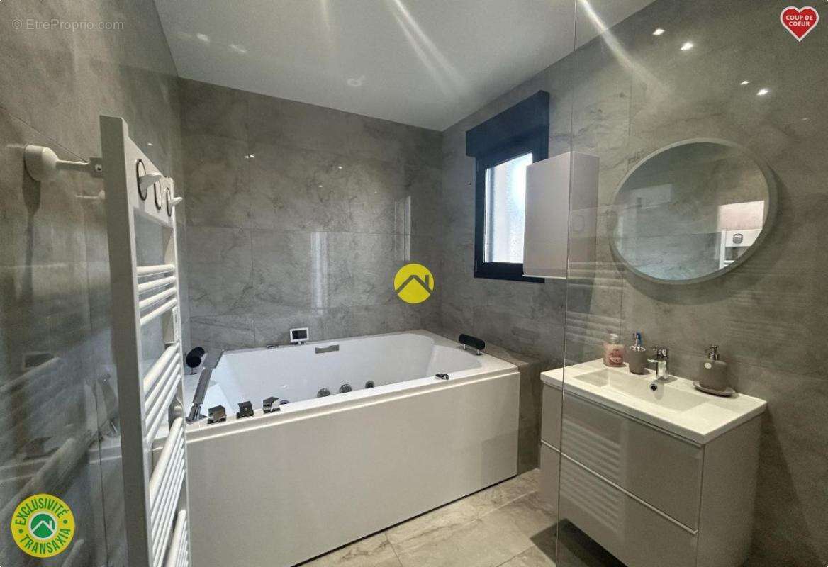 Maison à SAINT-VALERIEN