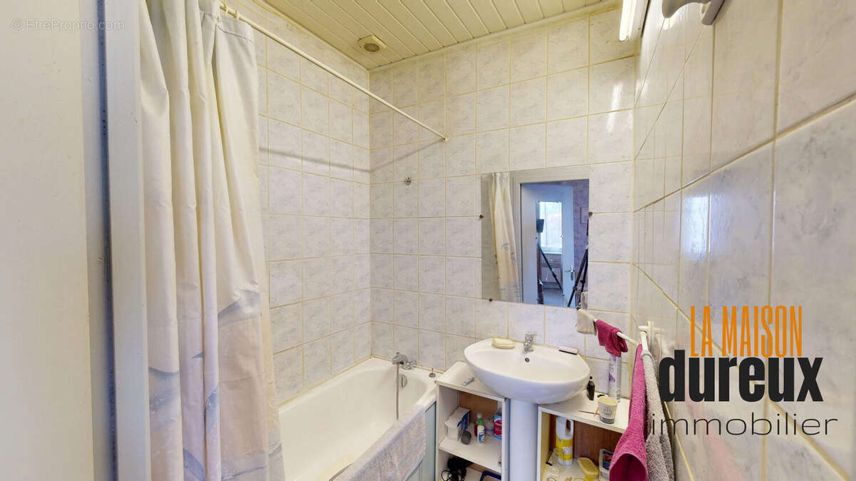 Maison à VELESMES-ECHEVANNE