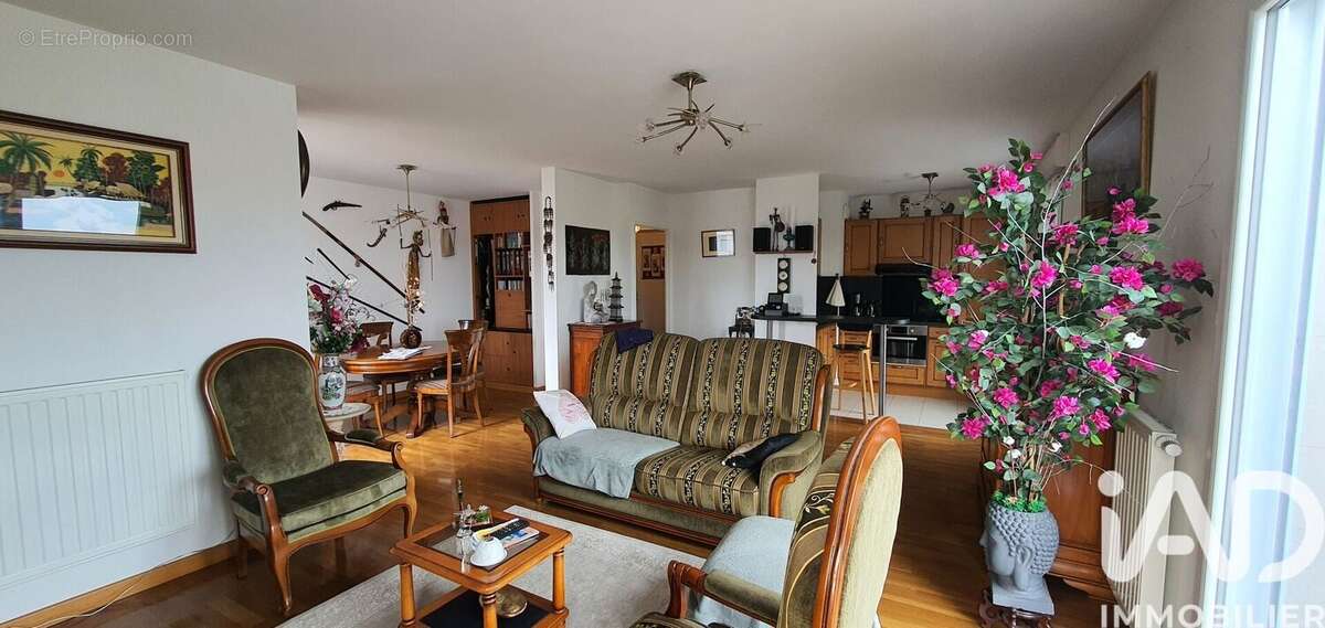 Photo 6 - Appartement à ELANCOURT