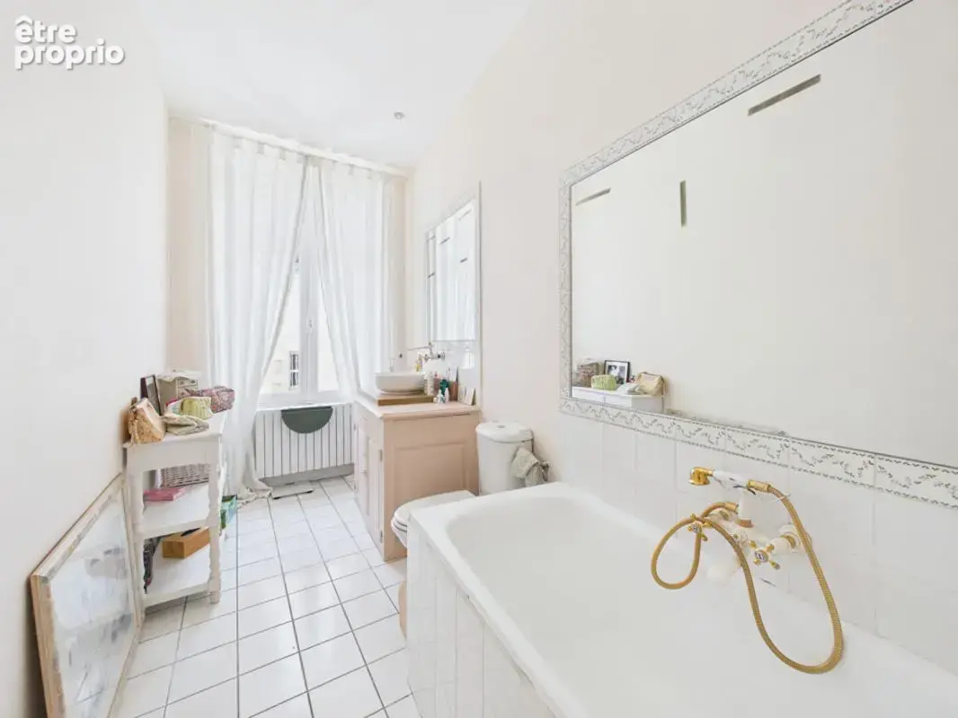 Demeure de caractère  de 376 m2 sur le plateau de Poitiers avec 10 chambres et jardin - photo 15