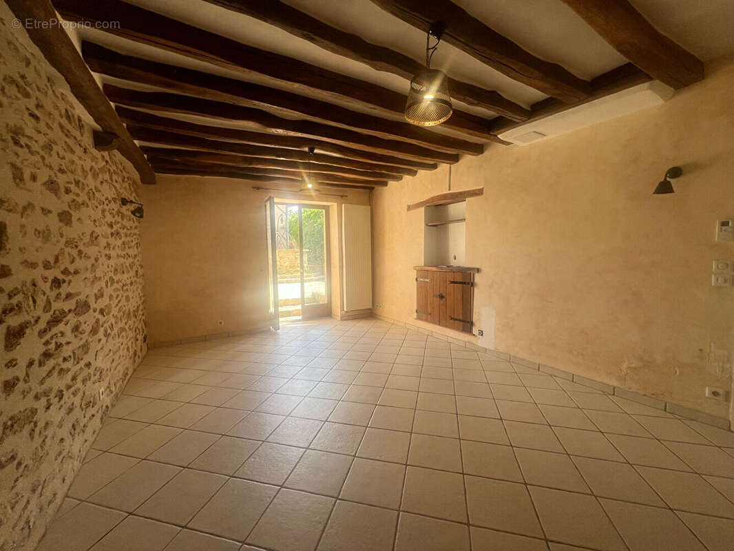 Maison à COUBERT