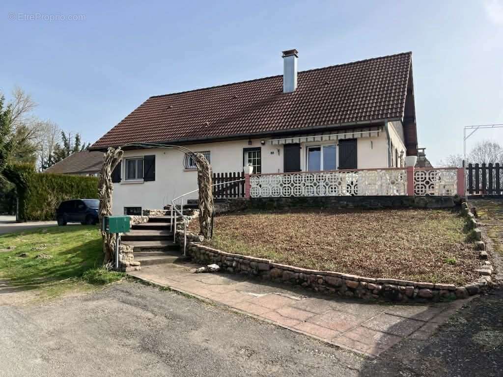 Maison à FROIDETERRE