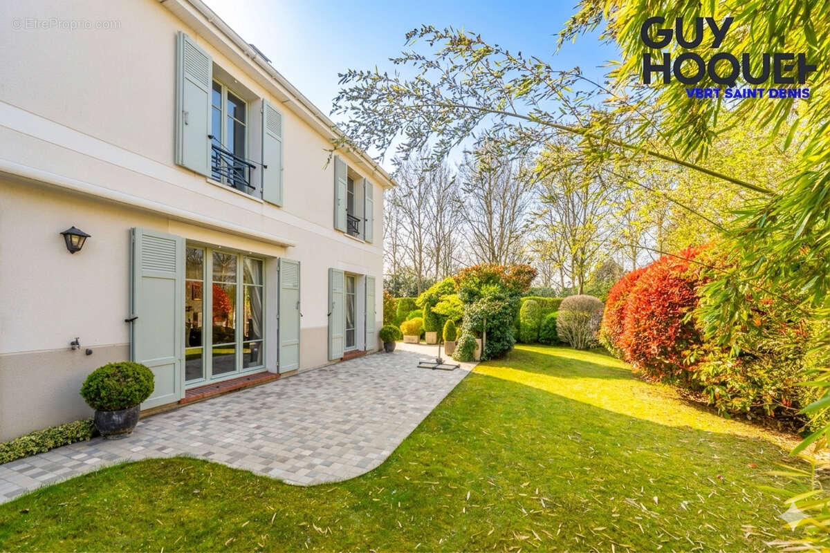 Maison à CESSON