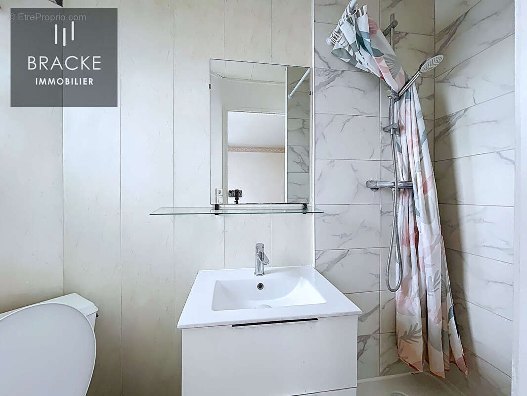 Appartement à LA GARENNE-COLOMBES