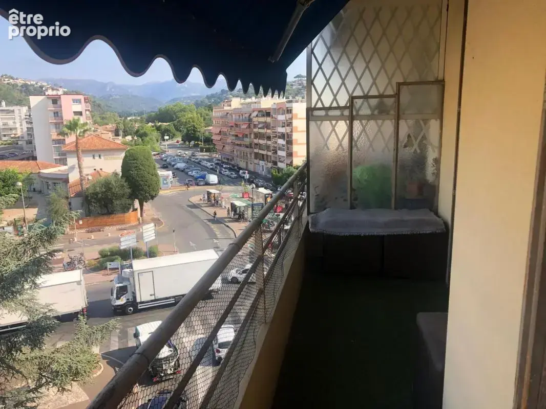 Appartement À Vendre - photo 2