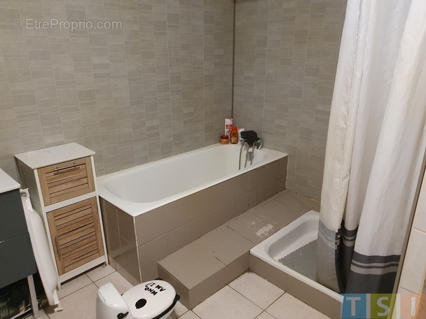 Maison à MONTREJEAU