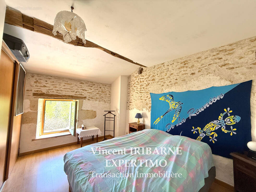 Maison à LA CHAPELLE-DES-POTS