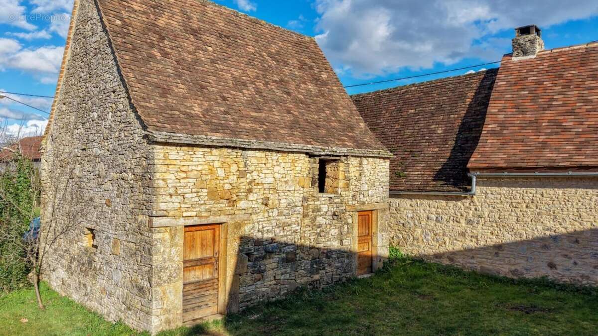 Maison à GOURDON