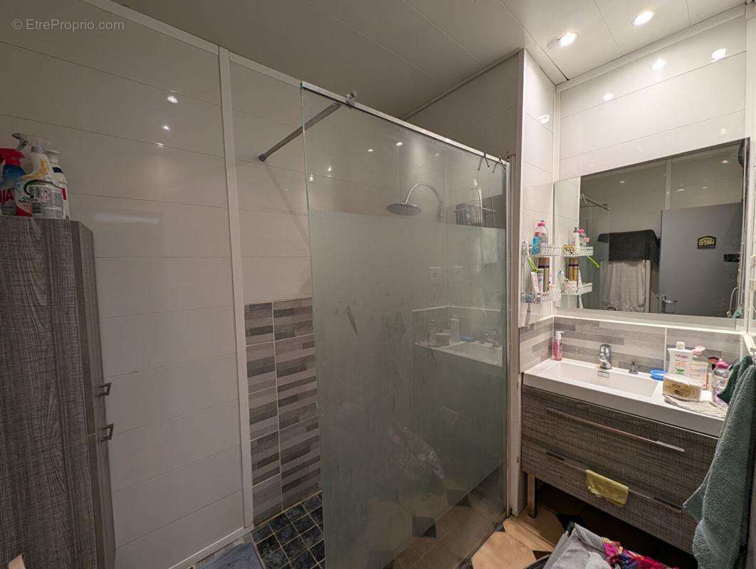 Appartement à DAMBELIN