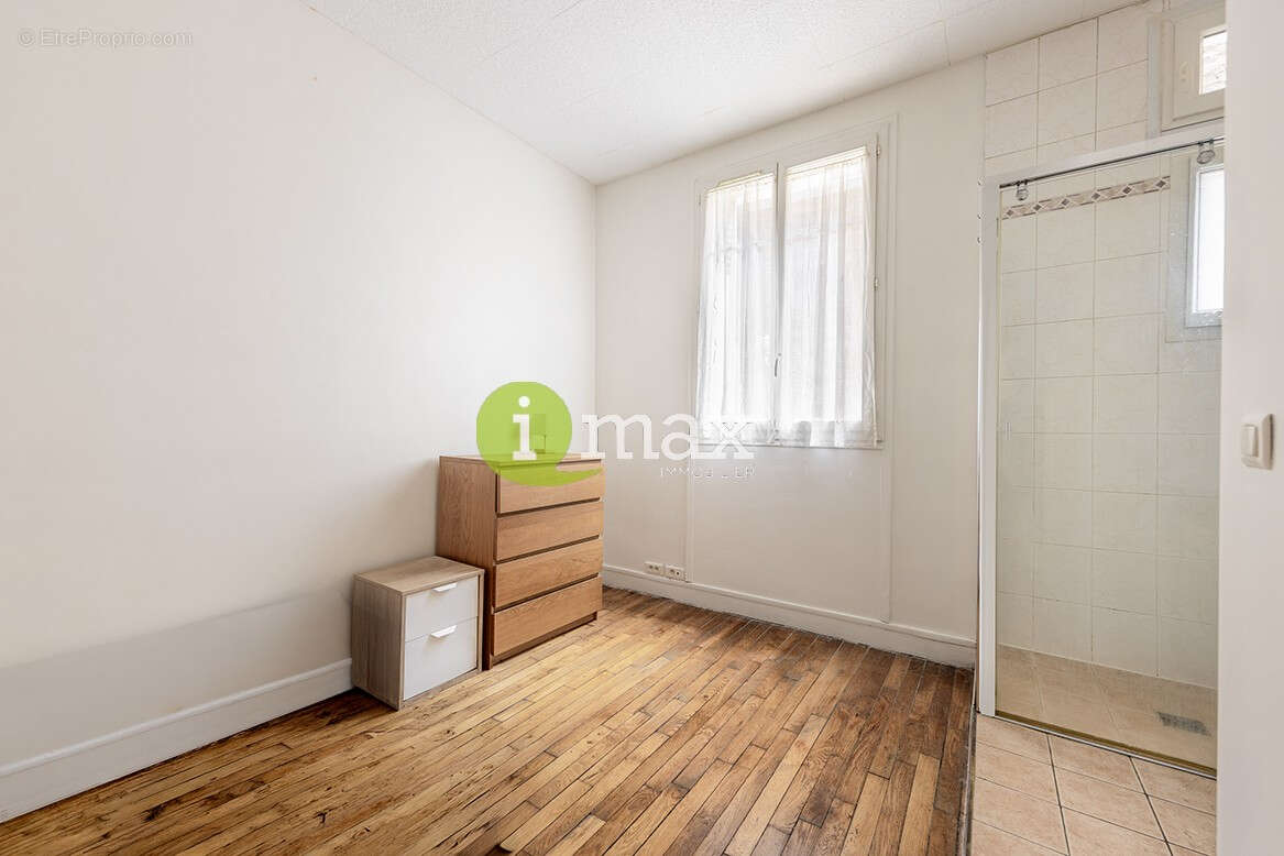 Appartement à CLICHY
