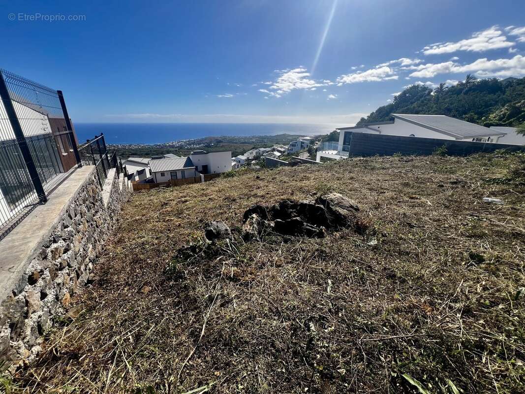 Terrain à SAINT-PAUL