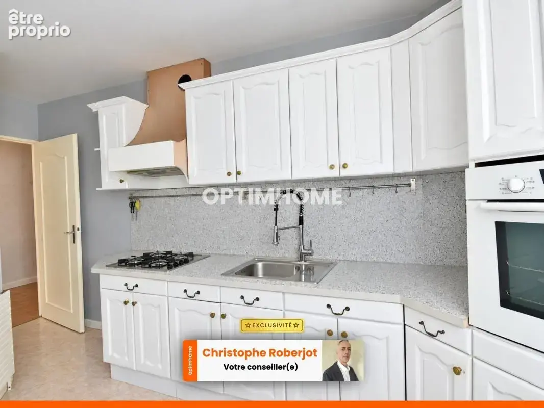 Spécial investisseur: Appartement de 4 pièces avec balcon et garage au centre ville de Chalon sur Saône - photo 2