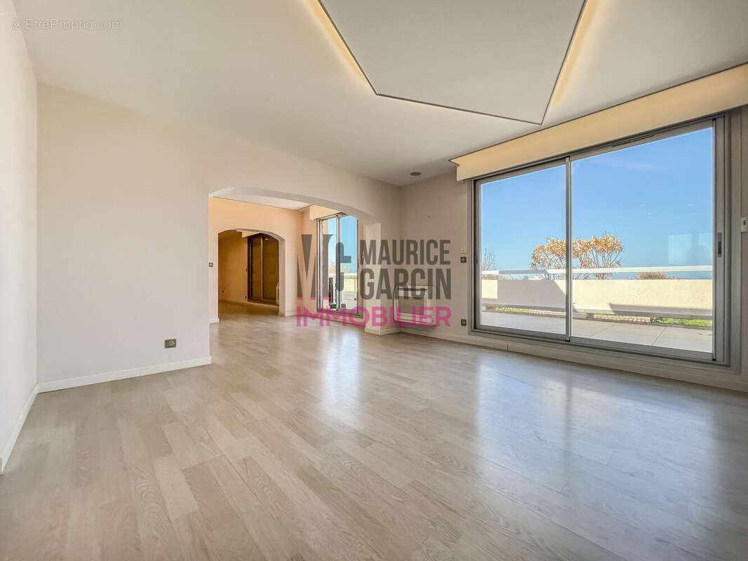 Appartement 149 m² à Carpentras  - photo 2