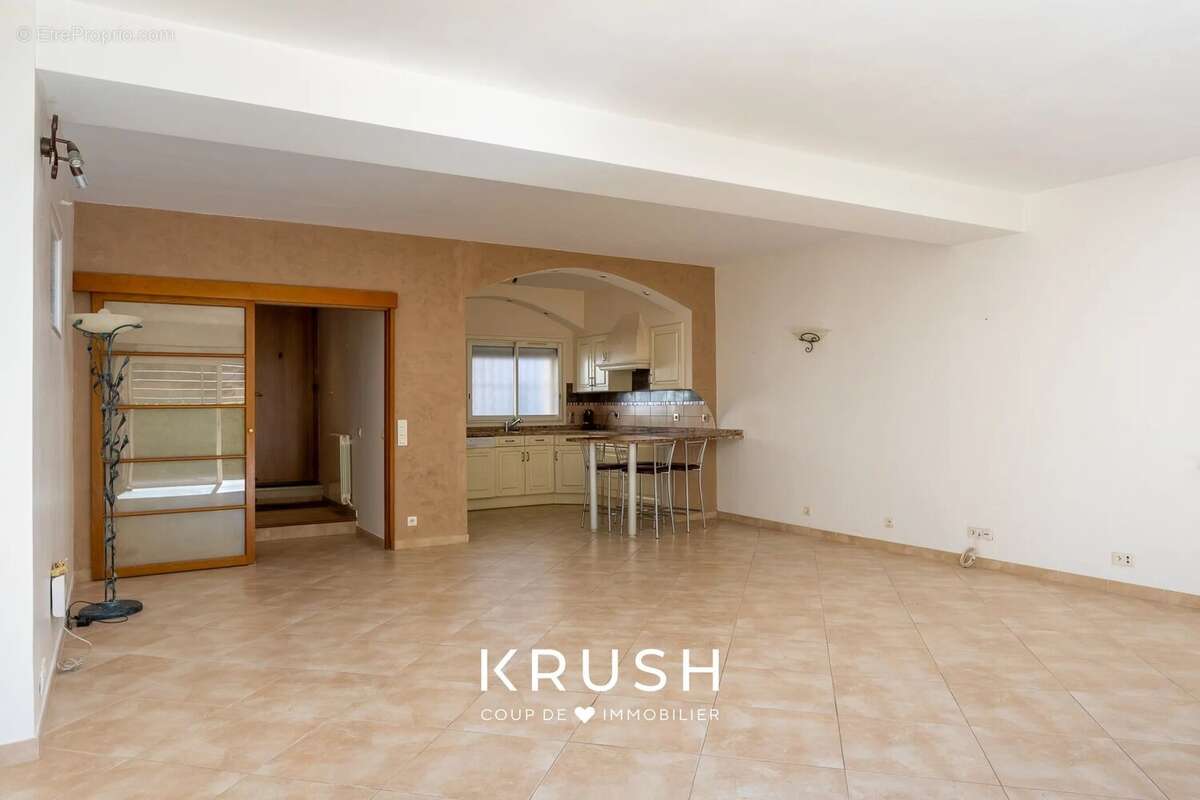 Maison à MARSEILLE-7E