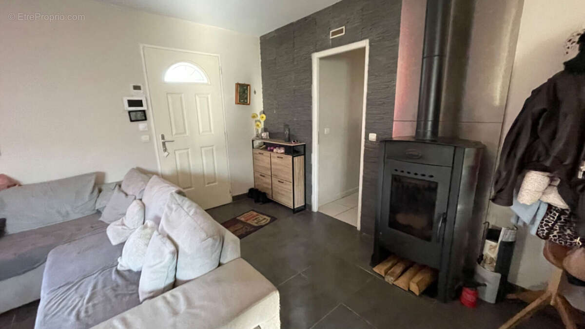 Maison à SAINT-BAUZILLE-DE-PUTOIS