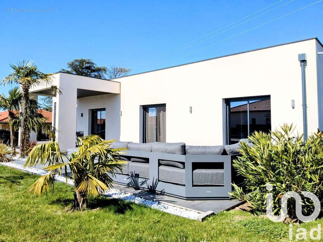 Photo 4 - Maison à PERREUX