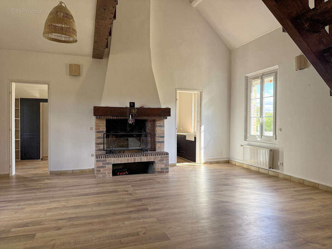 Maison 106 m² à Boissy-Les-Perche  - photo 2