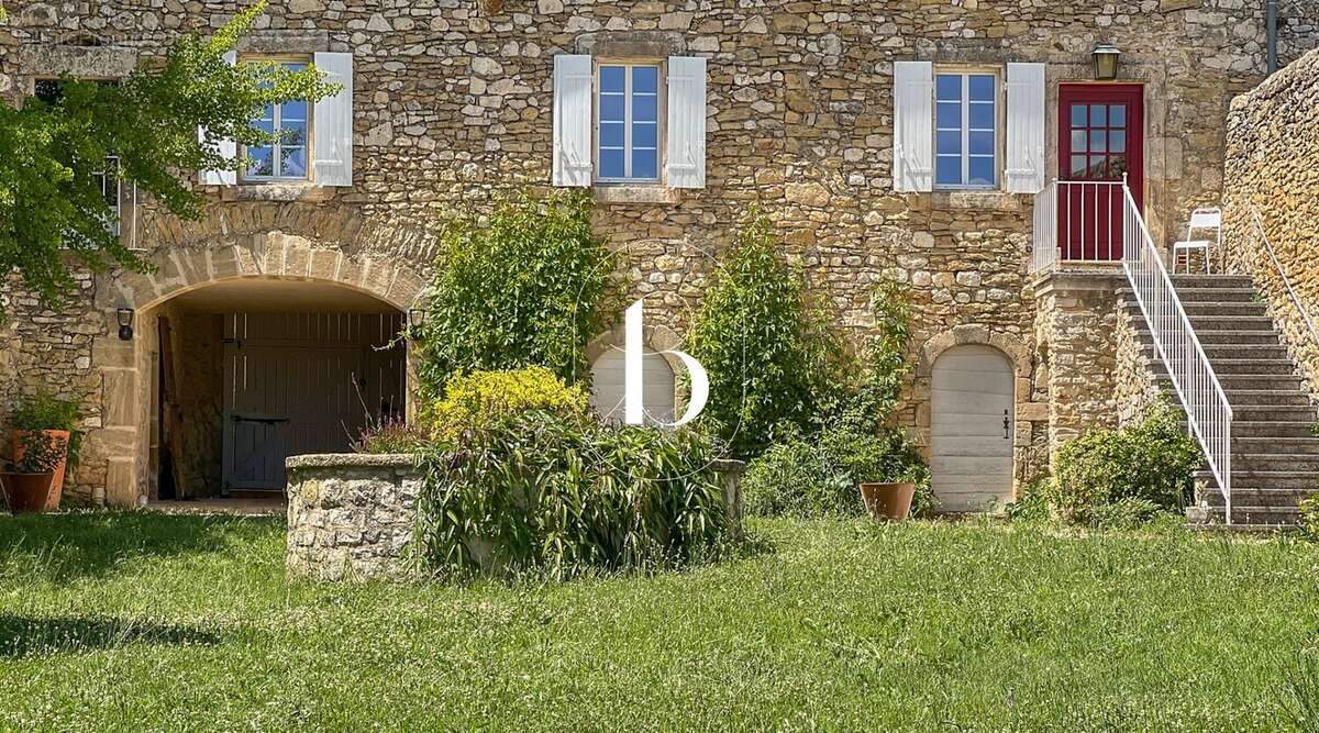 Maison 185 m² à Goudargues  - photo 8