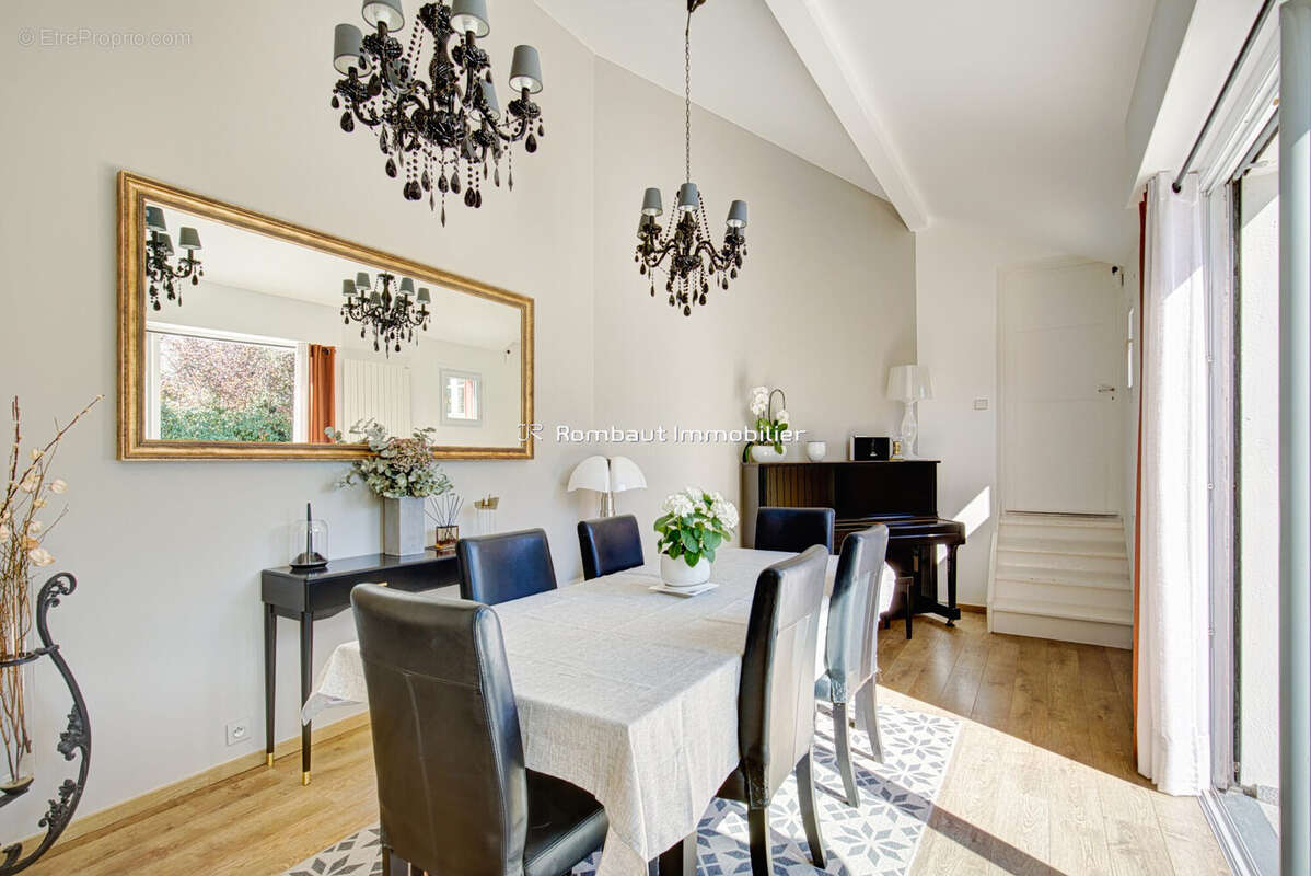 Maison à LA CELLE-SAINT-CLOUD