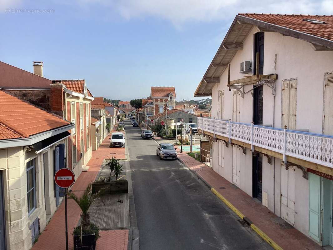 VUE LATERALE - Appartement à SOULAC-SUR-MER