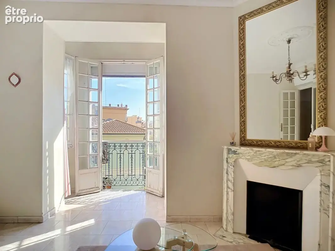 Élégant 2 pièces au calme dans un bel immeuble Art Déco - photo 9