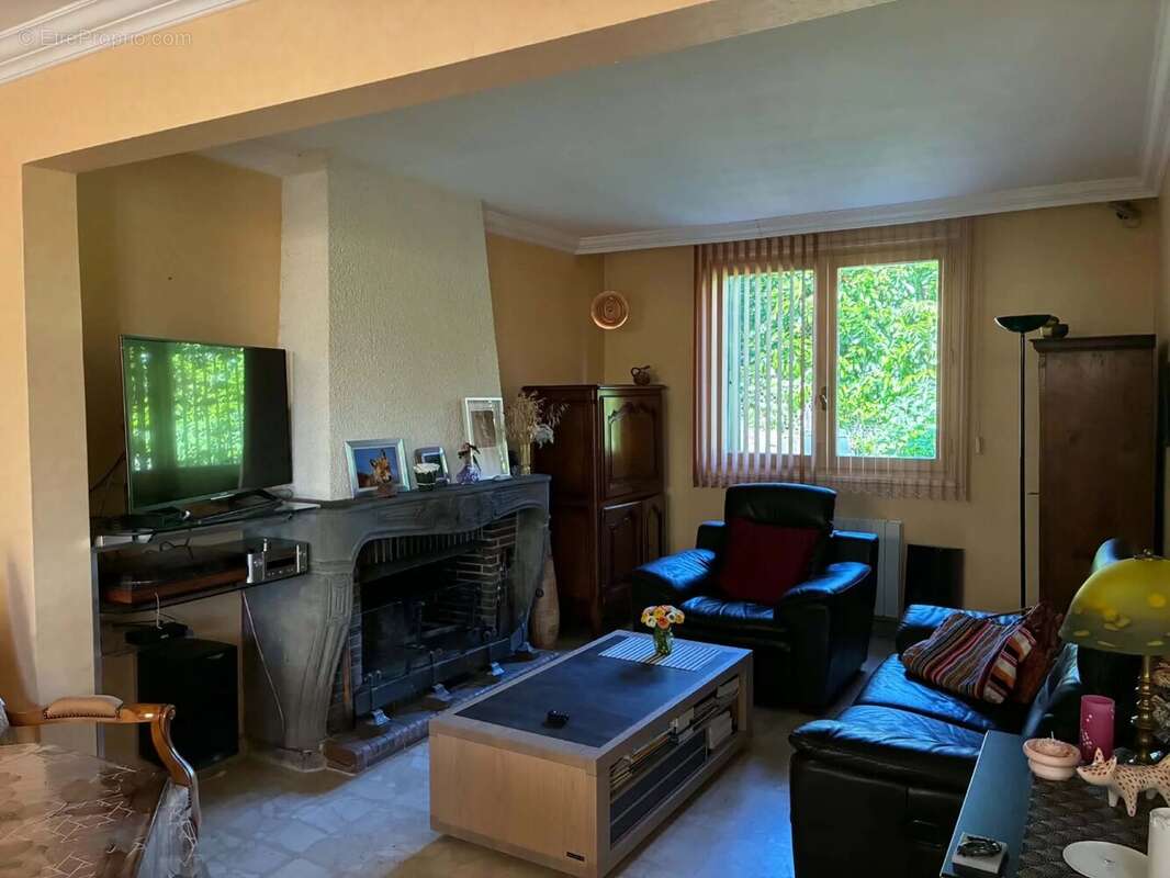 DURTOL – Maison familiale de 143,5 m² avec jardin arboré - photo 7