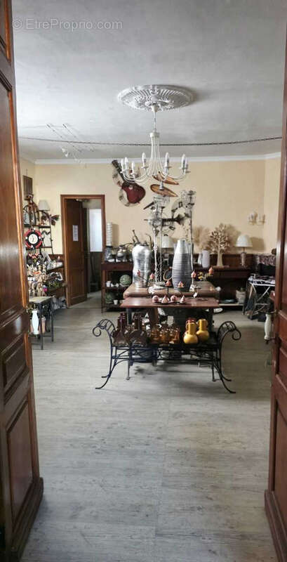 Maison à ARNAC-POMPADOUR