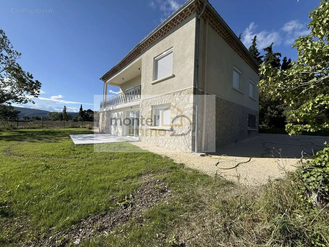 Maison à ROYNAC