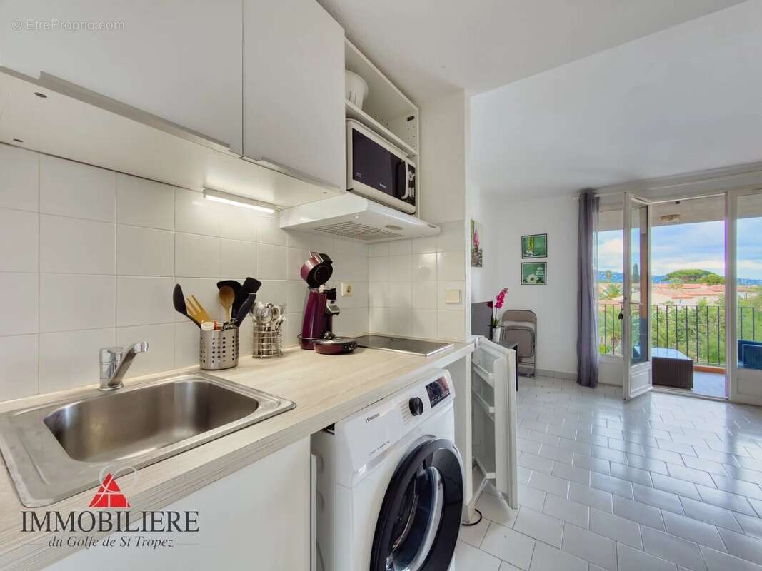 Appartement à COGOLIN