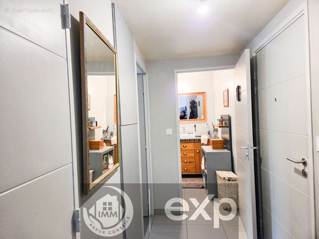 Appartement 53 m² à Venissieux  - photo 4