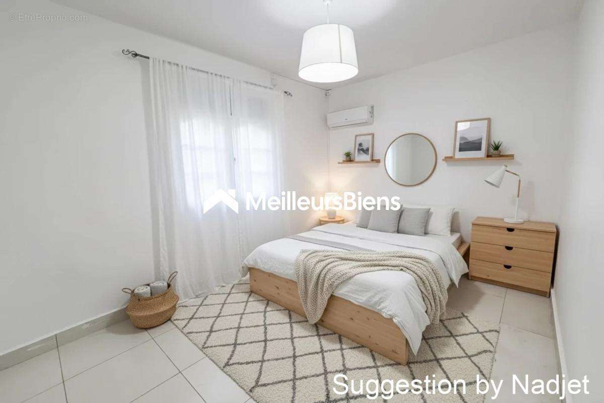 Maison à PETIT-BOURG
