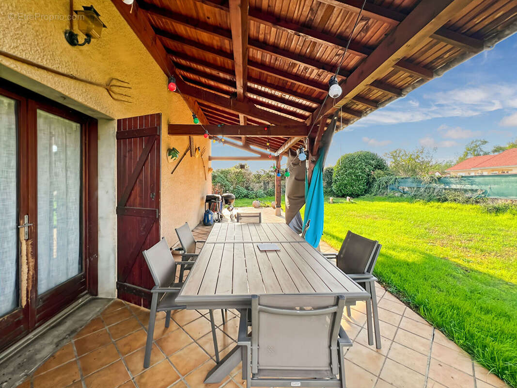 Maison à PORCIEU-AMBLAGNIEU