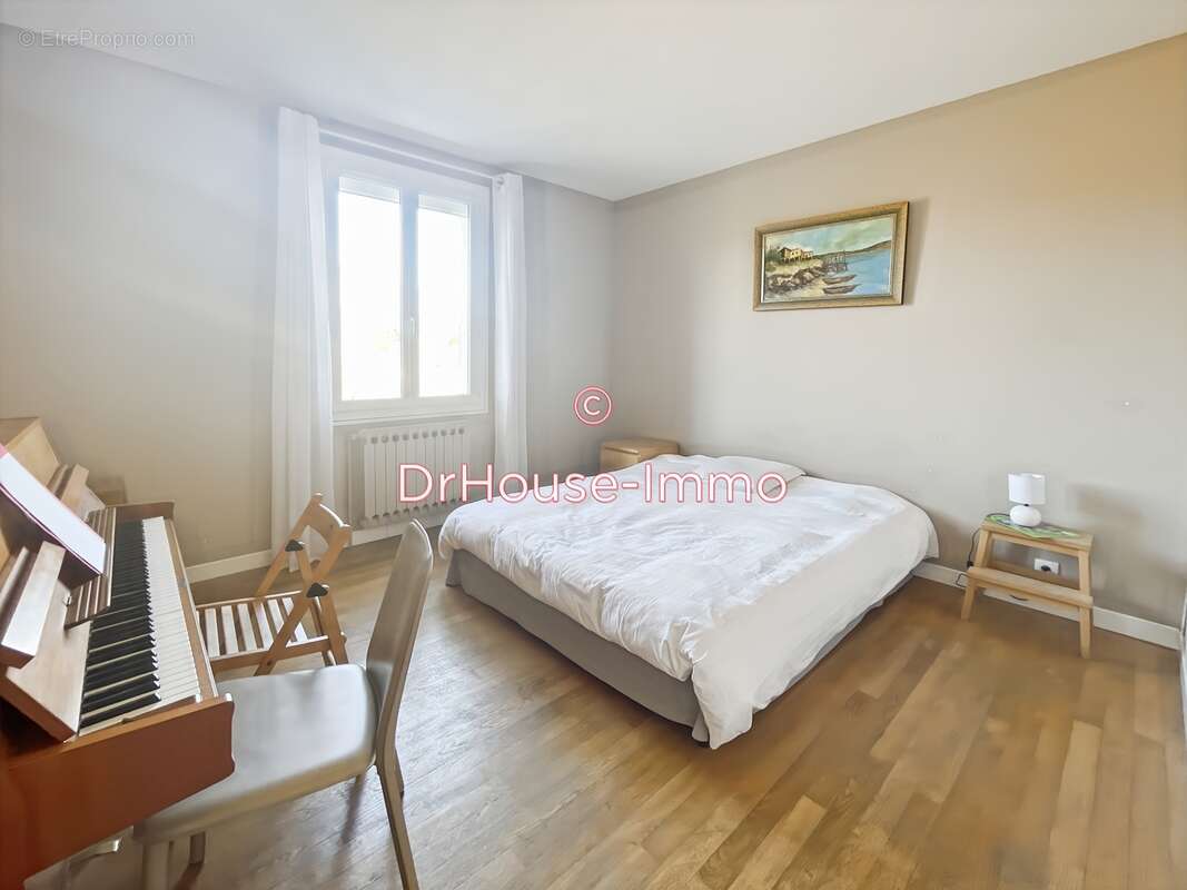 Maison à SAINT-CERE