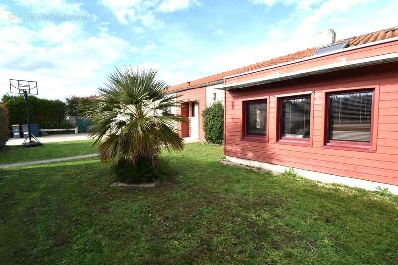 Maison à LA CHEVROLIERE