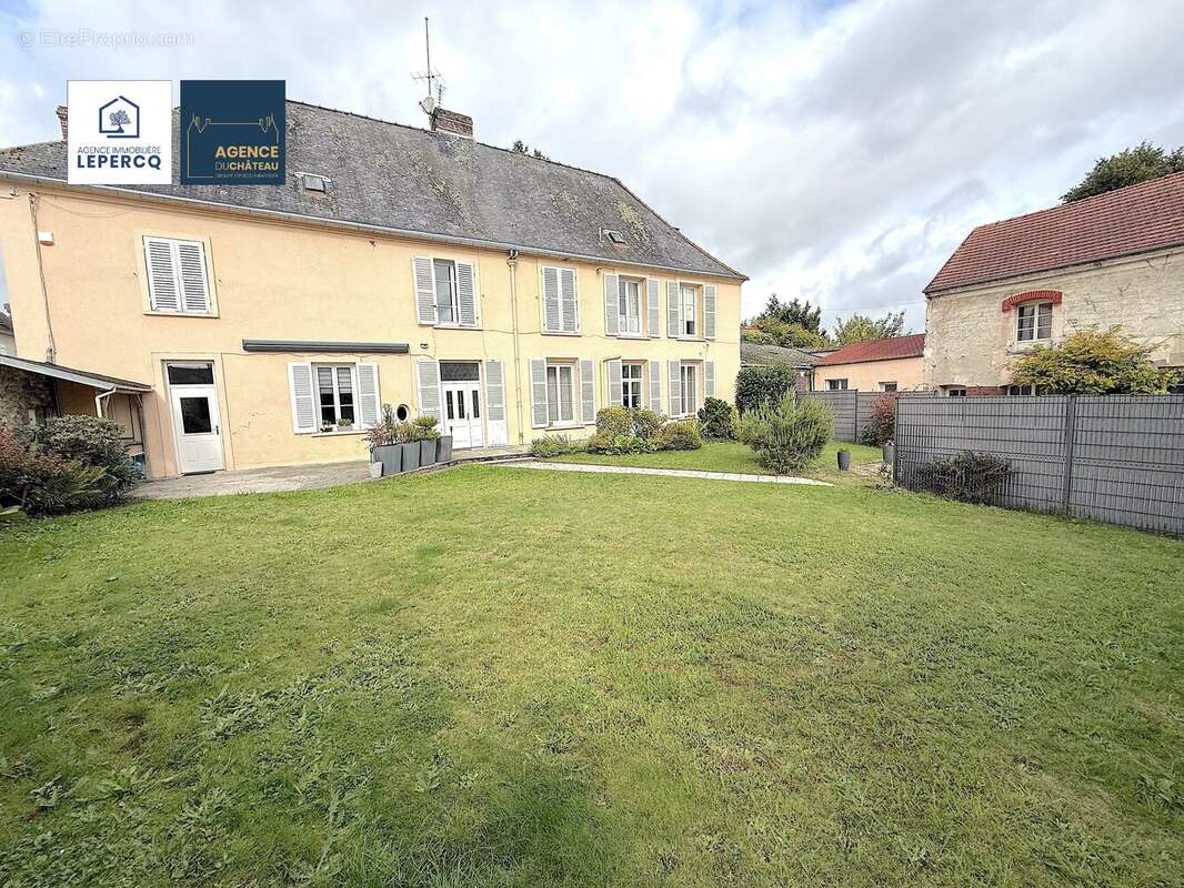 Maison à NANTEUIL-LE-HAUDOUIN