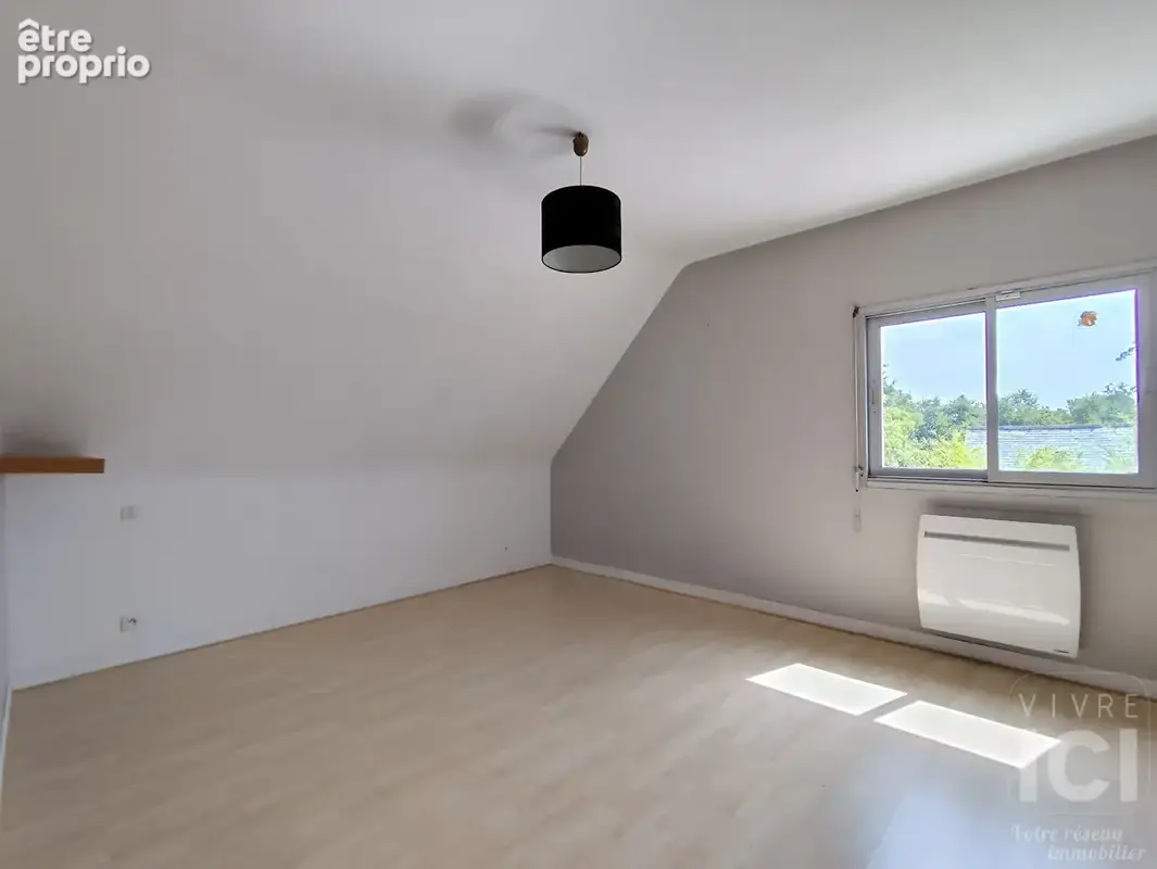 À vendre  maison 157 m², 5 chambres, en impasse, au calme absolu. - photo 16