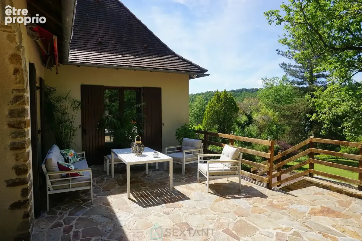 Charmante demeure Périgourdine nichée sur les hauteurs d'un village médieval. - photo 5