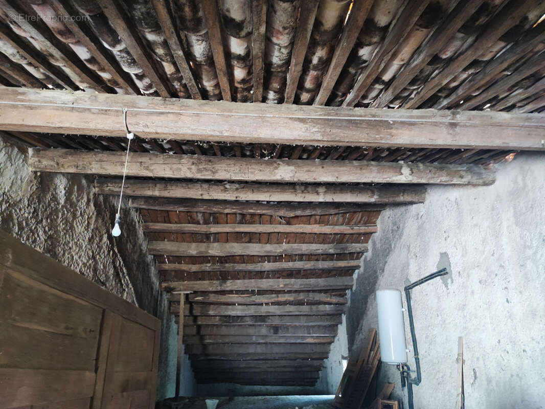 Maison à PEYRIAC-MINERVOIS